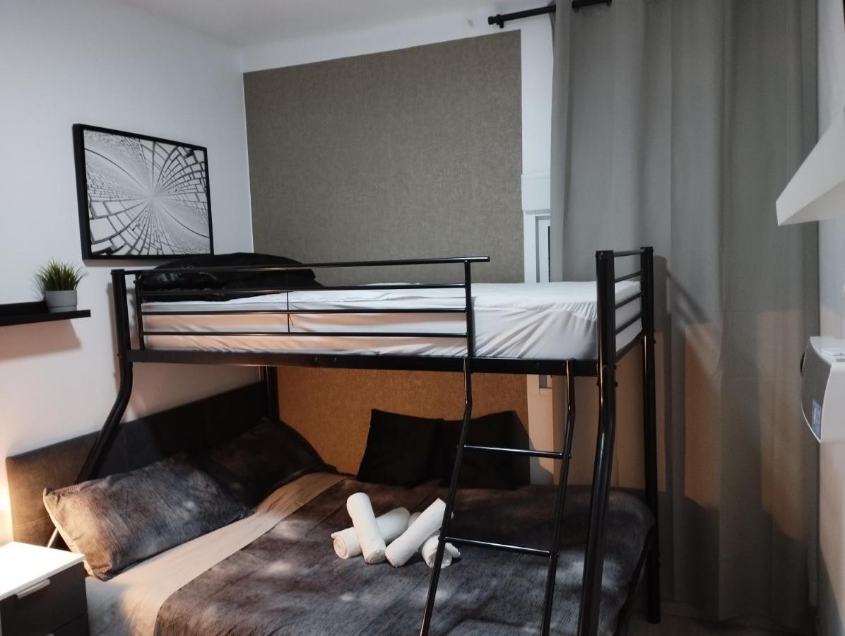 Vilapicina Hostal Barcelone Extérieur photo